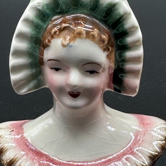 Vintage Ceramic Salt Pepper Shaker Set Colonial Woman And Man Bust Japan Shakers - Picture 6 of 9